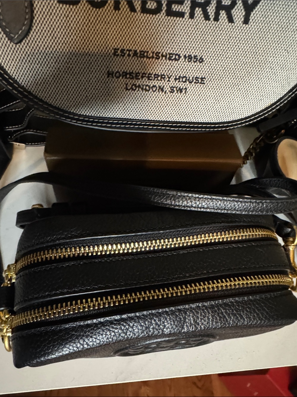 Tory Burch  Crossbody NWOT - Picture 6 of 12